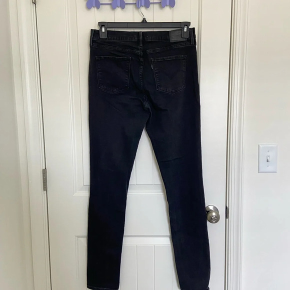 EUC | Levi’s 311 Shaping Skinny women’s black denim jeans — size 30 - Picture 6 of 9